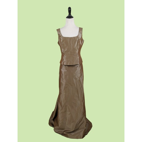 Carmen Marc Valvo Collection 2 Pc Tank top size 8 & maxi Skirt‎bronze Size 6